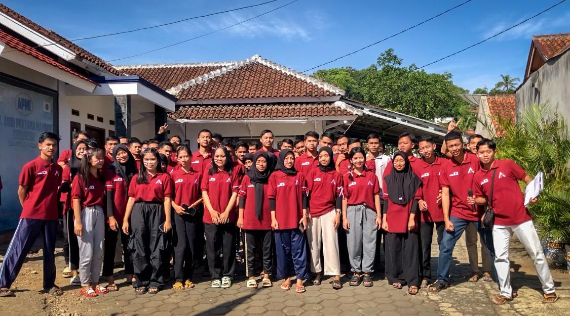 Peserta LPK APMI