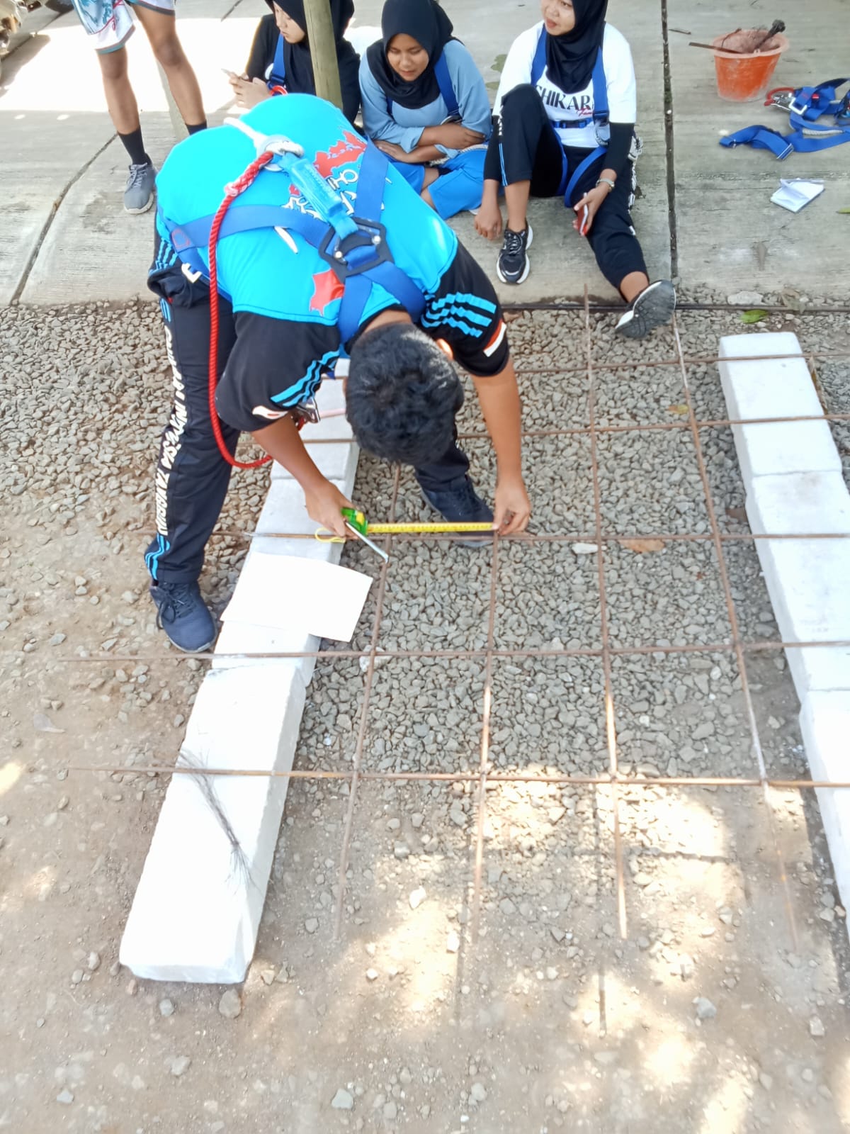 Praktik Lapangan